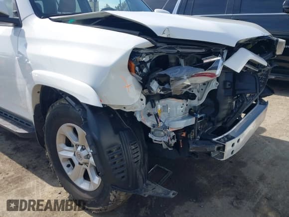 ✅ 2022 Toyota 4Runner SR5 Premium • VIN: JTEFU5JR8N5267529 • Lot: 41615660. Listed on IAAI with 36,936 mi. Free auction sales archive from the USA and detailed vehicle history report at DreamBid. Image 6.