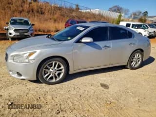 ✅ 2014 Nissan Maxima S • VIN: 1N4AA5AP5EC461667 • Lot: 93403035. Listed on Copart with 143,300 mi. Free auction sales archive from the USA and detailed vehicle history report at DreamBid. Image 1.