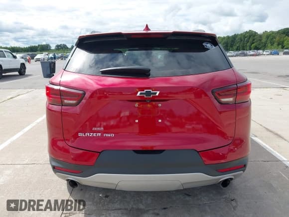 ✅ 2023 Chevrolet Blazer LT • VIN: 3GNKBHR47PS136157 • Lot: 43070598. Listed on IAAI with 49,307 mi. Free auction sales archive from the USA and detailed vehicle history report at DreamBid. Image 16.