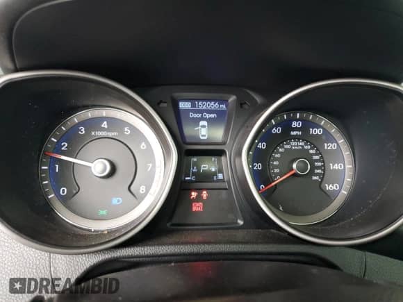 2013 Hyundai Elantra с VIN KMHD35LE2DU100155, выставлен на аукционе Copart как лот 84787945 с пробегом 152 056 миль миль и Списание • Salvage title. История ставок и продаж доступна на DreamBid. Изображение 9.