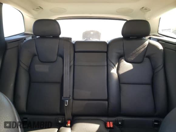 ✅ 2021 Volvo XC60 Momentum • VIN: YV4A22RK5M1765250 • Lot: 43321205. Listed on Copart with 51,594 mi. Free auction sales archive from the USA and detailed vehicle history report at DreamBid. Image 10.