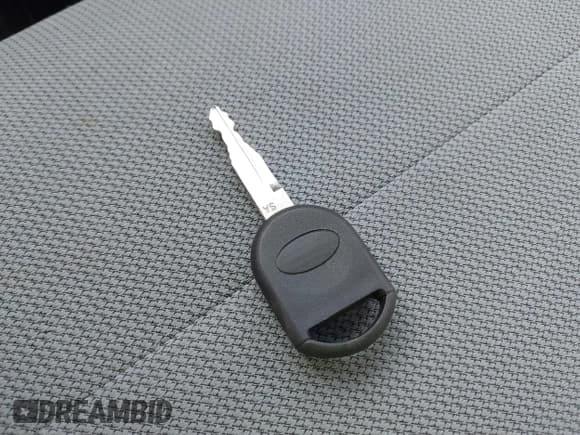 ✅ 2011 Ford F-150 XL • VIN: 1FTEX1EM6BKD47410 • Lot: 41575535. Listed on IAAI with 372,634 mi. Free auction sales archive from the USA and detailed vehicle history report at DreamBid. Image 10.