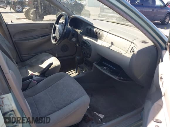 ✅ 1997 Ford Escort LX • VIN: 1FALP13P7VW208880 • Lot: 42867041. Listed on IAAI with 149,495 mi. Free auction sales archive from the USA and detailed vehicle history report at DreamBid. Image 5.