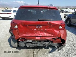 ✅ 2024 Hyundai Venue SEL • VIN: KMHRC8A33RU324910 • Lot: 72464614. Wystawiony na Copart z przebiegiem 3 679 mil. Bezpłatny archiwum sprzedaży aukcyjnych z USA i szczegółowy raport historii pojazdu na DreamBid. Zdjęcie 6.