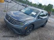 ✅ 2024 Volkswagen Tiguan SE • VIN: 3VV3B7AX0RM072727 • Лот: 42568052. Опубликован ранее на IAAI с пробегом 9 995 миль. Бесплатный доступ к архиву аукционных продаж из США и подробный отчёт об истории автомобиля на DreamBid. Изображение 16.