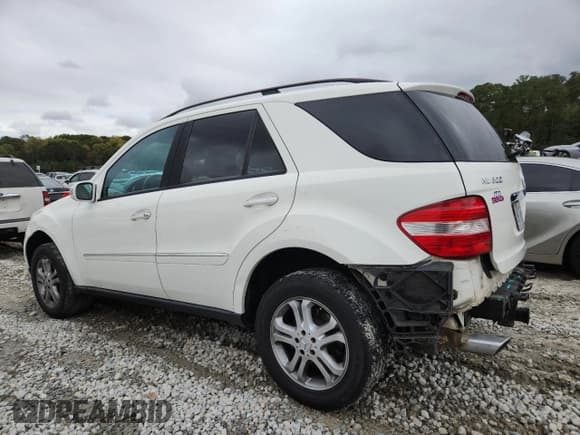 ✅ 2006 Mercedes-Benz M 500 • VIN: 4JGBB75E76A034242 • Lot: 90478435. Wystawiony na Copart z przebiegiem 208 135 mil. Bezpłatny archiwum sprzedaży aukcyjnych z USA i szczegółowy raport historii pojazdu na DreamBid. Zdjęcie 2.