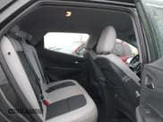 ✅ 2017 Chevrolet Bolt EV LT • VIN: 1G1FW6S02H4186677 • Lot: 41899571. Wystawiony na IAAI z przebiegiem 99 178 mil. Bezpłatny archiwum sprzedaży aukcyjnych z USA i szczegółowy raport historii pojazdu na DreamBid. Zdjęcie 8.