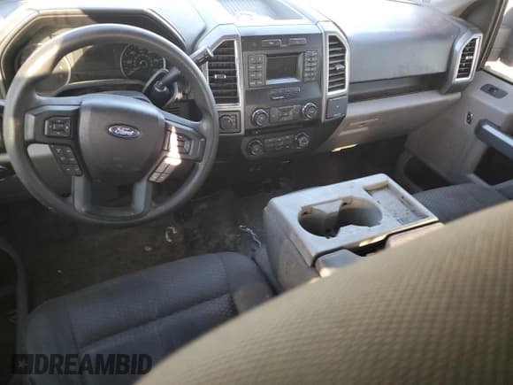 ✅ 2015 Ford F-150 XLT • VIN: 1FTEW1EG8FKD83697 • Lot: 84055655. Listed on Copart with 162,113 mi. Free auction sales archive from the USA and detailed vehicle history report at DreamBid. Image 8.