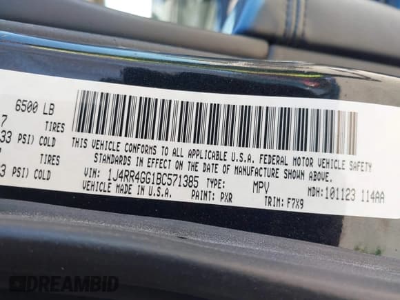 ✅ 2011 Jeep Grand Cherokee 70th Anniversary • VIN: 1J4RR4GG1BC571385 • Лот: 43623561. Опубликован ранее на IAAI с пробегом 122 400 миль. Бесплатный доступ к архиву аукционных продаж из США и подробный отчёт об истории автомобиля на DreamBid. Изображение 9.