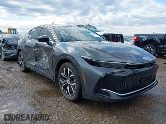 ✅ 2023 Toyota Crown Limited • VIN: JTDAAAAF2P3004036 • Lot: 43544438. Listed on IAAI with 16,937 mi. Free auction sales archive from the USA and detailed vehicle history report at DreamBid. Image 1.