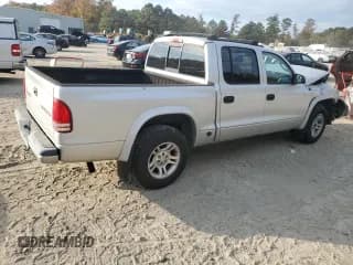 ✅ 2003 Dodge Dakota Sport • VIN: 1D7HL38X13S366321 • Lot: 79310814. Wystawiony na Copart z przebiegiem 314 577 mil. Bezpłatny archiwum sprzedaży aukcyjnych z USA i szczegółowy raport historii pojazdu na DreamBid. Zdjęcie 3.