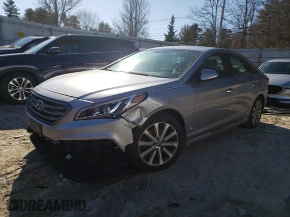 ✅ 2016 Hyundai Sonata Sport • VIN: 5NPE34AF1GH302868 • Lot: 39538343. Listed on Copart with 96,940 mi. Free auction sales archive from the USA and detailed vehicle history report at DreamBid. Image 1.