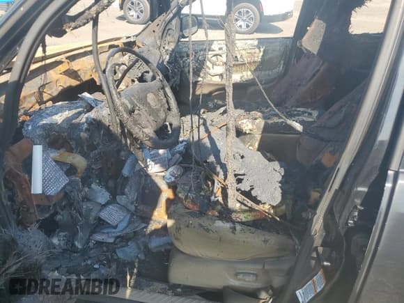 ✅ 2003 Mazda Tribute LX • VIN: 4F2CZ94163KM52425 • Lot: 62403165. Listed on Copart with Not provided. Free auction sales archive from the USA and detailed vehicle history report at DreamBid. Image 7.