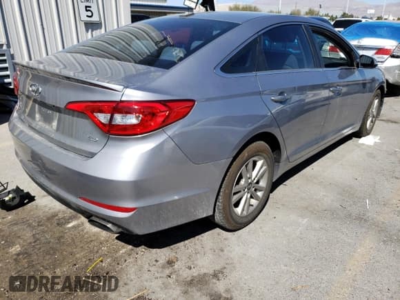 ✅ 2015 Hyundai Sonata Eco • VIN: 5NPE24AA1FH128001 • Lot: 45022933. Listed on Copart with 47,689 mi. Free auction sales archive from the USA and detailed vehicle history report at DreamBid. Image 3.