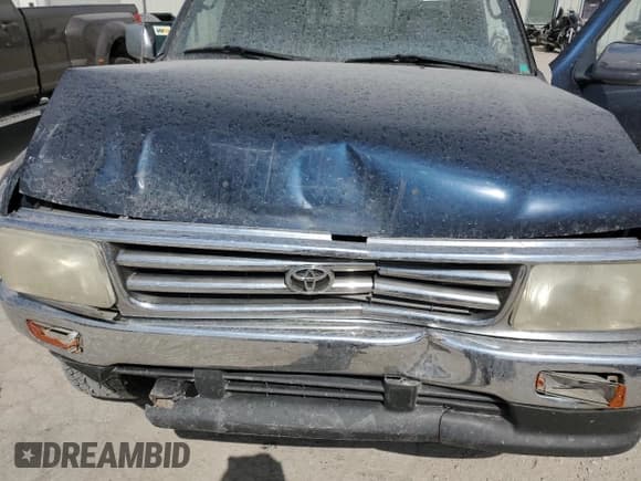 ✅ 1996 Toyota T100 SR5 • VIN: JT4UN24D7T0017961 • Lot: 49127665. Listed on Copart with 178,410 mi. Free auction sales archive from the USA and detailed vehicle history report at DreamBid. Image 11.