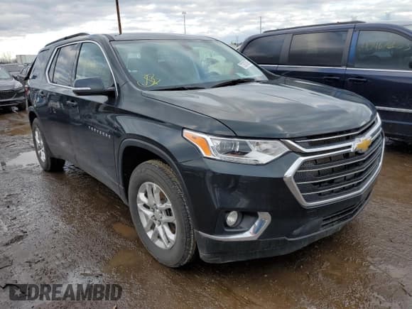 ✅ 2020 Chevrolet Traverse LT • VIN: 1GNEVHKW5LJ322811 • Lot: 72267302. Wystawiony na Copart z przebiegiem 33 658 mil. Bezpłatny archiwum sprzedaży aukcyjnych z USA i szczegółowy raport historii pojazdu na DreamBid. Zdjęcie 4.