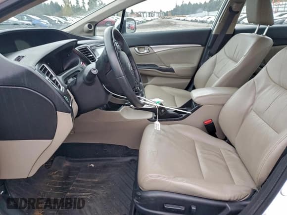 ✅ 2015 Honda Civic EX-L • VIN: 19XFB2F9XFE252585 • Лот: 95007445. Опубликован ранее на Copart с пробегом 116 842 миль. Бесплатный доступ к архиву аукционных продаж из США и подробный отчёт об истории автомобиля на DreamBid. Изображение 7.