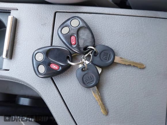 ✅ 2006 Saturn VUE • VIN: 5GZCZ53456S830046 • Lot: 42792358. Wystawiony na IAAI z przebiegiem 263 886 mil. Bezpłatny archiwum sprzedaży aukcyjnych z USA i szczegółowy raport historii pojazdu na DreamBid. Zdjęcie 11.