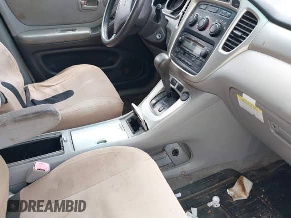 2007 Toyota Highlander с VIN JTEGD21A670168804, выставлен на аукционе IAAI как лот 42551237 с пробегом 264 361 миль миль и . История ставок и продаж доступна на DreamBid. Изображение 5.