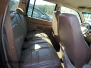 ✅ 2000 Ford Explorer Eddie Bauer • VIN: 1FMZU74E6YZA63598 • Lot: 69906605. Wystawiony na Copart z przebiegiem 186 906 mil. Bezpłatny archiwum sprzedaży aukcyjnych z USA i szczegółowy raport historii pojazdu na DreamBid. Zdjęcie 11.