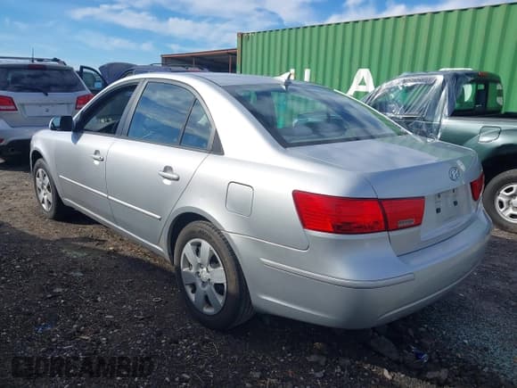 ✅ 2009 Hyundai Sonata GLS • VIN: 5NPET46C99H467438 • Лот: 41604654. Опубликован ранее на IAAI с пробегом 177 586 миль. Бесплатный доступ к архиву аукционных продаж из США и подробный отчёт об истории автомобиля на DreamBid. Изображение 3.