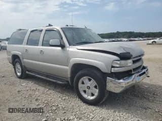 ✅ 2005 Chevrolet Suburban LT • VIN: 3GNEC16Z35G296134 • Lot: 65446344. Wystawiony na Copart z przebiegiem 242 754 mil. Bezpłatny archiwum sprzedaży aukcyjnych z USA i szczegółowy raport historii pojazdu na DreamBid. Zdjęcie 4.