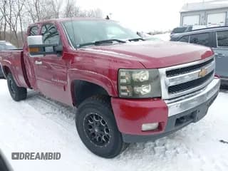✅ 2007 Chevrolet Silverado 1500 2LT • VIN: 2GCEK19J271634345 • Lot: 41321947. Listed on IAAI with 156,219 mi. Free auction sales archive from the USA and detailed vehicle history report at DreamBid. Image 1.