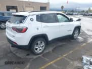 ✅ 2022 Jeep Compass Latitude • VIN: 3C4NJDBB3NT130597 • Lot: 43176887. Listed on IAAI with 32,490 mi. Free auction sales archive from the USA and detailed vehicle history report at DreamBid. Image 4.