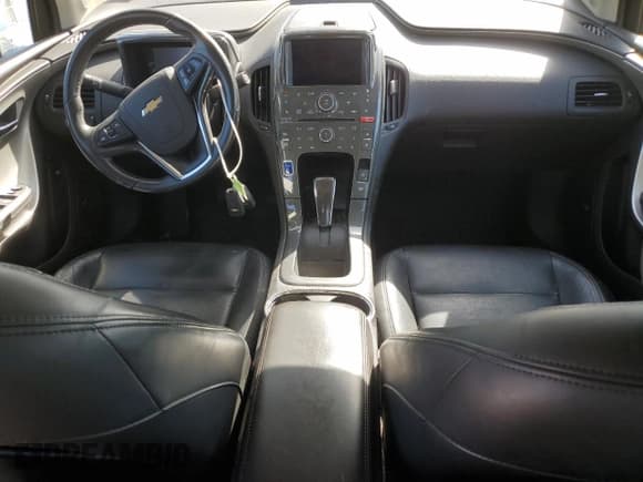 ✅ 2012 Chevrolet Volt • VIN: 1G1RD6E45CU106556 • Lot: 74603324. Wystawiony na Copart z przebiegiem 170 875 mil. Bezpłatny archiwum sprzedaży aukcyjnych z USA i szczegółowy raport historii pojazdu na DreamBid. Zdjęcie 8.