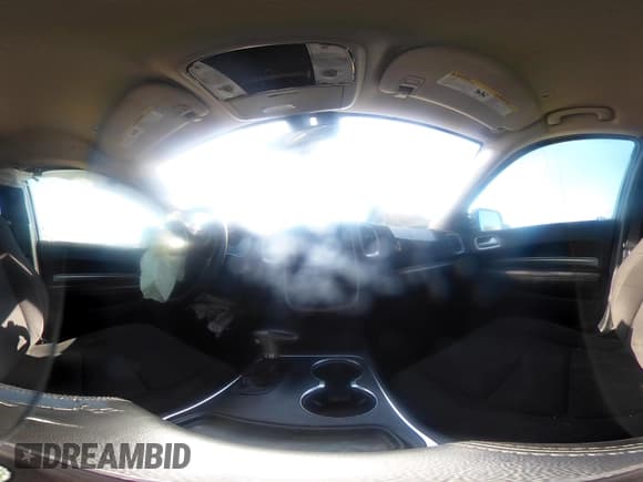 ✅ 2019 Dodge Durango SXT Plus • VIN: 1C4RDJAG7KC585514 • Lot: 42233631. Wystawiony na IAAI z przebiegiem 135 496 mil. Bezpłatny archiwum sprzedaży aukcyjnych z USA i szczegółowy raport historii pojazdu na DreamBid. Zdjęcie 20.