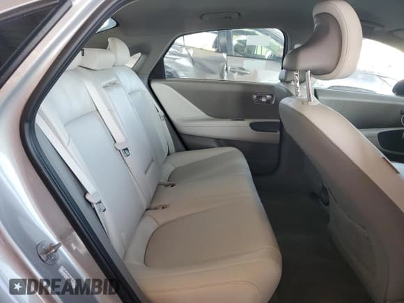 ✅ 2025 Hyundai Ioniq 6 SEL • VIN: KMHM34AA4SA084761 • Лот: 70647875. Опубликован ранее на Copart с пробегом 9 914 миль. Бесплатный доступ к архиву аукционных продаж из США и подробный отчёт об истории автомобиля на DreamBid. Изображение 10.