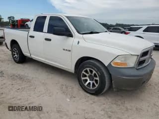 ✅ 2009 Dodge 1500 SLT • VIN: 1D3HB18P49S768965 • Лот: 69381624. Опубликован ранее на Copart с пробегом 266 672 миль. Бесплатный доступ к архиву аукционных продаж из США и подробный отчёт об истории автомобиля на DreamBid. Изображение 4.