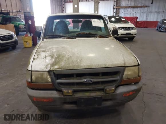 ✅ 1999 Ford Ranger XL • VIN: 1FTYR10C2XPB58611 • Lot: 42475655. Listed on IAAI with 117,372 mi. Free auction sales archive from the USA and detailed vehicle history report at DreamBid. Image 6.