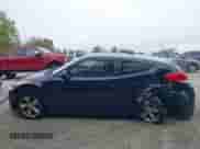 2012 Hyundai Veloster w/Red Int с VIN KMHTC6AD8CU072100, выставлен на аукционе IAAI как лот 43427707 с пробегом 178 258 миль миль и . История ставок и продаж доступна на DreamBid. Изображение 15.