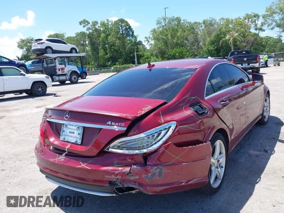 ✅ 2012 Mercedes-Benz CLS 550 • VIN: WDDLJ9BB9CA049991 • Lot: 42765455. Wystawiony na IAAI z przebiegiem 123 788 mil. Bezpłatny archiwum sprzedaży aukcyjnych z USA i szczegółowy raport historii pojazdu na DreamBid. Zdjęcie 6.