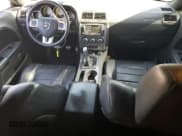 ✅ 2014 Dodge Challenger R/T • VIN: 2C3CDYBT3EH196613 • Lot: 72367484. Wystawiony na Copart z przebiegiem 128 481 mil. Bezpłatny archiwum sprzedaży aukcyjnych z USA i szczegółowy raport historii pojazdu na DreamBid. Zdjęcie 8.