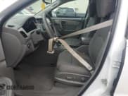 ✅ 2017 Chevrolet Traverse LS • VIN: 1GNKRFKD8HJ137573 • Lot: 74602644. Wystawiony na Copart z przebiegiem Nie podano. Bezpłatny archiwum sprzedaży aukcyjnych z USA i szczegółowy raport historii pojazdu na DreamBid. Zdjęcie 7.