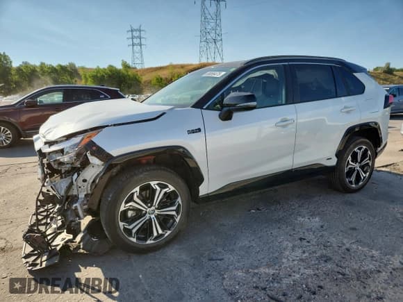 ✅ 2024 Toyota RAV4 XSE • VIN: JTMEB3FV3RD209761 • Лот: 69856475. Опубликован ранее на Copart с пробегом 9 075 миль. Бесплатный доступ к архиву аукционных продаж из США и подробный отчёт об истории автомобиля на DreamBid. Изображение 1.