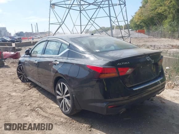 ✅ 2019 Nissan Altima Platinum • VIN: 1N4BL4FW9KN312932 • Лот: 43184253. Опубликован ранее на IAAI с пробегом 73 291 миль. Бесплатный доступ к архиву аукционных продаж из США и подробный отчёт об истории автомобиля на DreamBid. Изображение 3.