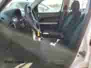 2009 Chevrolet HHR LS z VIN 3GNCA13B39S601056, wystawiony jako Copart lot #74245364 z przebiegiem 138 801 mil mil oraz Czysty tytuł • Clean title. Historia ofert i sprzedaży dostępna na DreamBid. Obrazek 7.