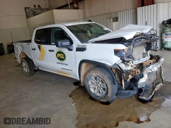 ✅ 2024 GMC Sierra 1500 Pro • VIN: 1GTUUAED9RZ117835 • Lot: 71036525. Listed on Copart with 31,482 mi. Free auction sales archive from the USA and detailed vehicle history report at DreamBid. Image 4.