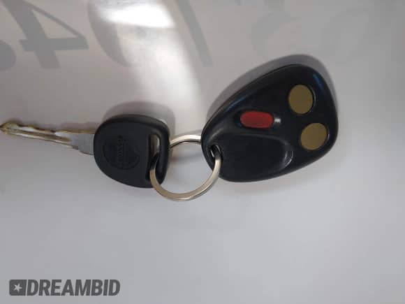 2006 Chevrolet Silverado 1500 LT2 z VIN 2GCEC19T361120100, wystawiony jako IAAI lot #42637048 z przebiegiem 267 392 mil mil oraz . Historia ofert i sprzedaży dostępna na DreamBid. Obrazek 11.