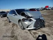 ✅ 2022 Lexus ES 350 Ultra Luxury • VIN: 58AFZ1B11NU122351 • Lot: 81388374. Listed on Copart with 27,198 mi. Free auction sales archive from the USA and detailed vehicle history report at DreamBid. Image 10.