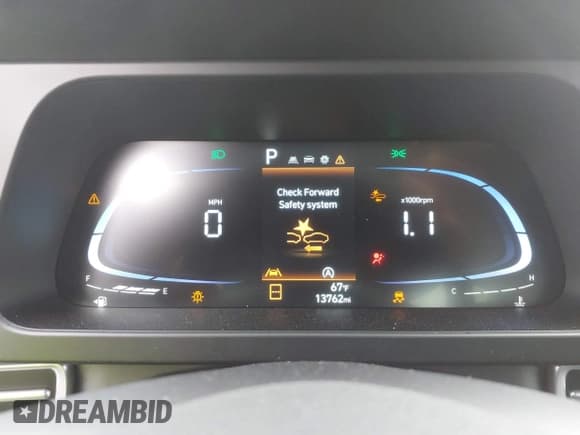 ✅ 2024 Hyundai Elantra SE • VIN: KMHLL4DG9RU681389 • Lot: 42017186. Listed on IAAI with 13,762 mi. Free auction sales archive from the USA and detailed vehicle history report at DreamBid. Image 7.