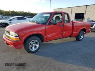 ✅ 2001 Chevrolet S-10 LS • VIN: 1GCCS195018242043 • Лот: 91128185. Опубликован ранее на Copart с пробегом 61 374 миль. Бесплатный доступ к архиву аукционных продаж из США и подробный отчёт об истории автомобиля на DreamBid. Изображение 1.
