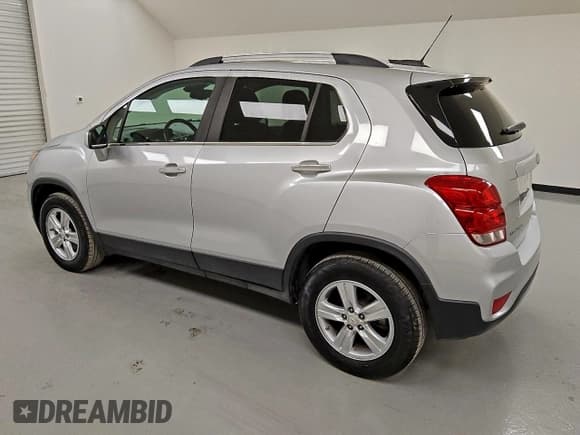 ✅ 2020 Chevrolet Trax LT • VIN: KL7CJPSBXLB006766 • Lot: 93961785. Wystawiony na Copart z przebiegiem 77 839 mil. Bezpłatny archiwum sprzedaży aukcyjnych z USA i szczegółowy raport historii pojazdu na DreamBid. Zdjęcie 2.