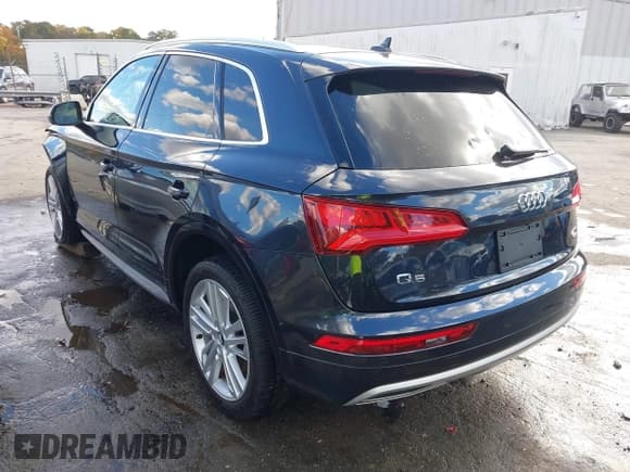 ✅ 2018 Audi Q5 Premium Plus • VIN: WA1BNAFY3J2147720 • Lot: 43550281. Listed on IAAI with 46,390 mi. Free auction sales archive from the USA and detailed vehicle history report at DreamBid. Image 3.