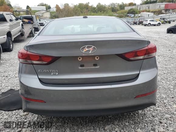 2017 Hyundai Elantra SE с VIN KMHD74LFXHU091573, выставлен на аукционе Copart как лот 90526635 с пробегом 89 512 миль миль и Чистый • Clean title. История ставок и продаж доступна на DreamBid. Изображение 6.