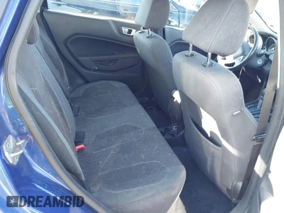 ✅ 2014 Ford Fiesta SE • VIN: 3FADP4EJ8EM177038 • Lot: 43259076. Wystawiony na IAAI z przebiegiem 149 699 mil. Bezpłatny archiwum sprzedaży aukcyjnych z USA i szczegółowy raport historii pojazdu na DreamBid. Zdjęcie 8.