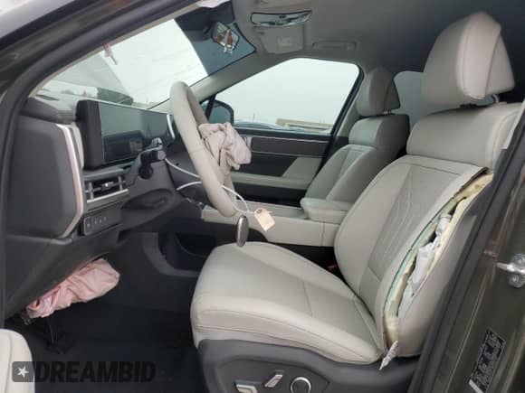 2024 Hyundai Santa Fe SEL z VIN 5NMP24GL0RH014199, wystawiony jako Copart lot #44029185 z przebiegiem 42 812 mil mil oraz Czysty tytuł • Clean title. Historia ofert i sprzedaży dostępna na DreamBid. Obrazek 7.